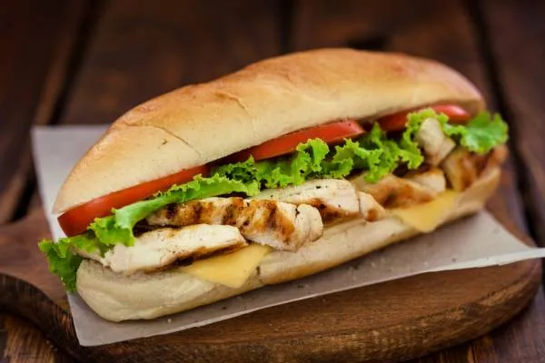  Hot dog de pollo